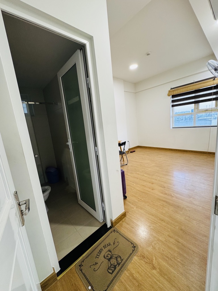 Cần bán căn hộ 81m2 chung cư Hưng Thịnh Boulevard, nội thất cơ bản